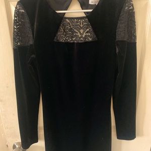 New BCBG size medium